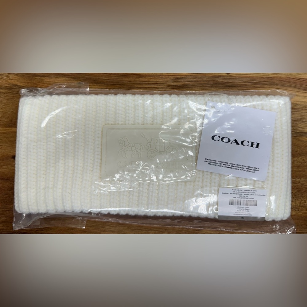 COACH - Cable Knit Winter Headband - Ivory/Cream w/ Logo Patch - New In Package